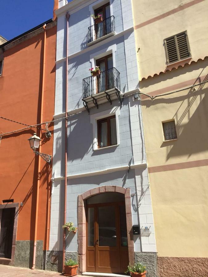 Bomarosa B&B Bosa Exterior foto